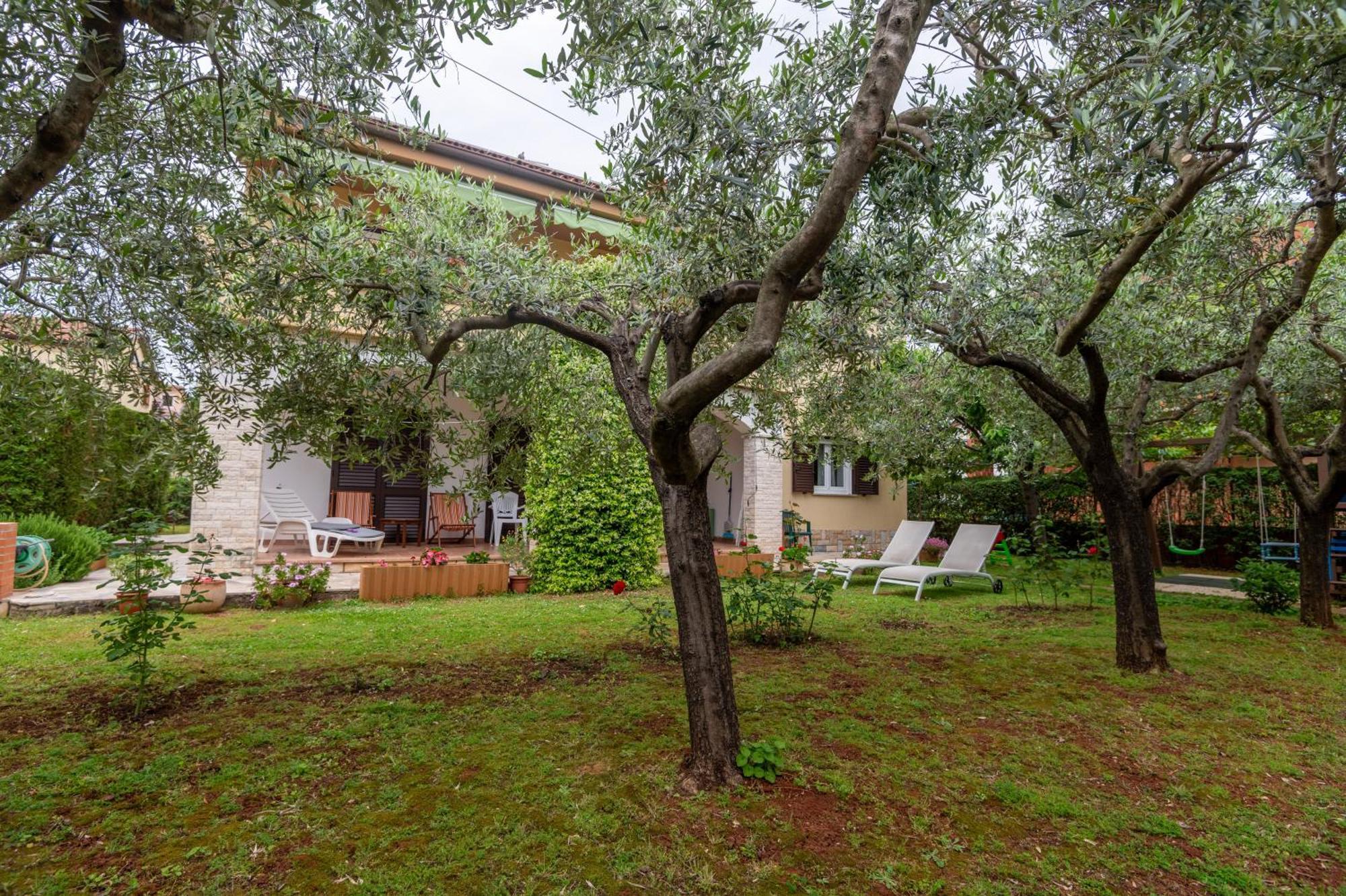 Apartments Mirella Novigrad Istria Exteriör bild